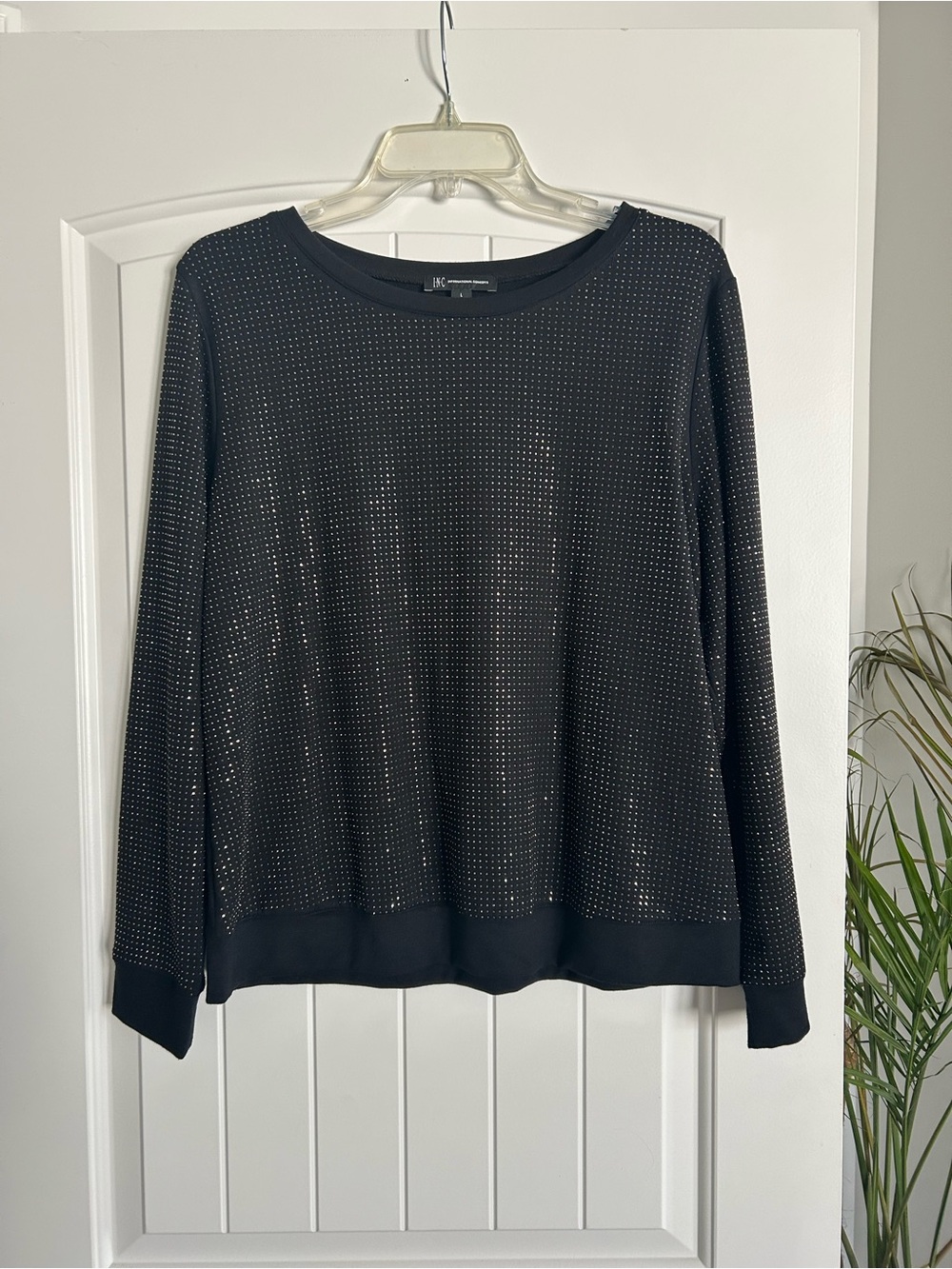 NWT Women’s Black Studded INC Concepts Sweater - Size L